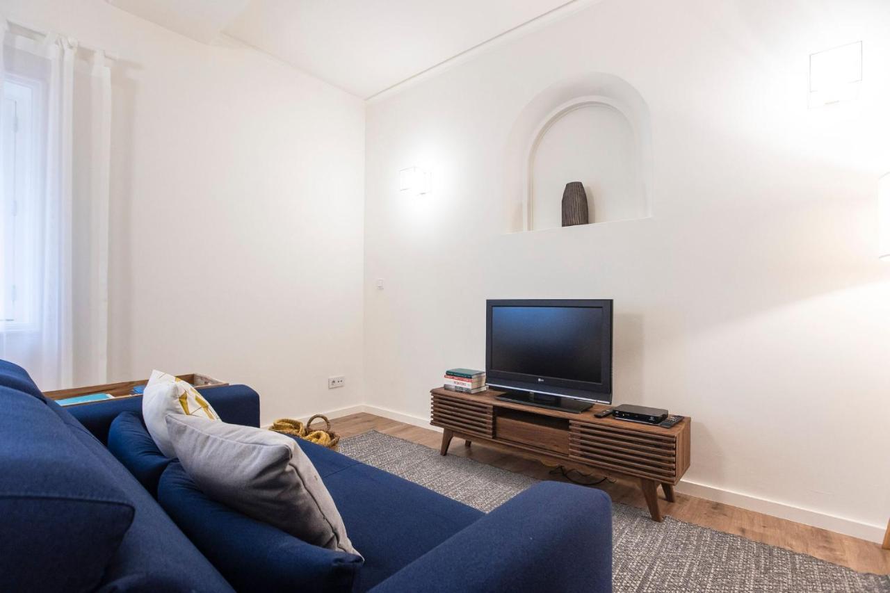Tasteful 2Br Flat In Art District By Lovelystay Porto Exterior photo